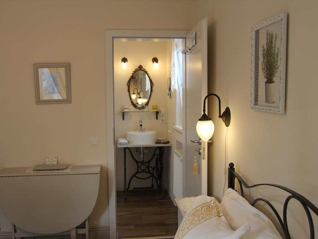 No.31 B&B Im Rosengarten Kapellen-Drusweiler エクステリア 写真