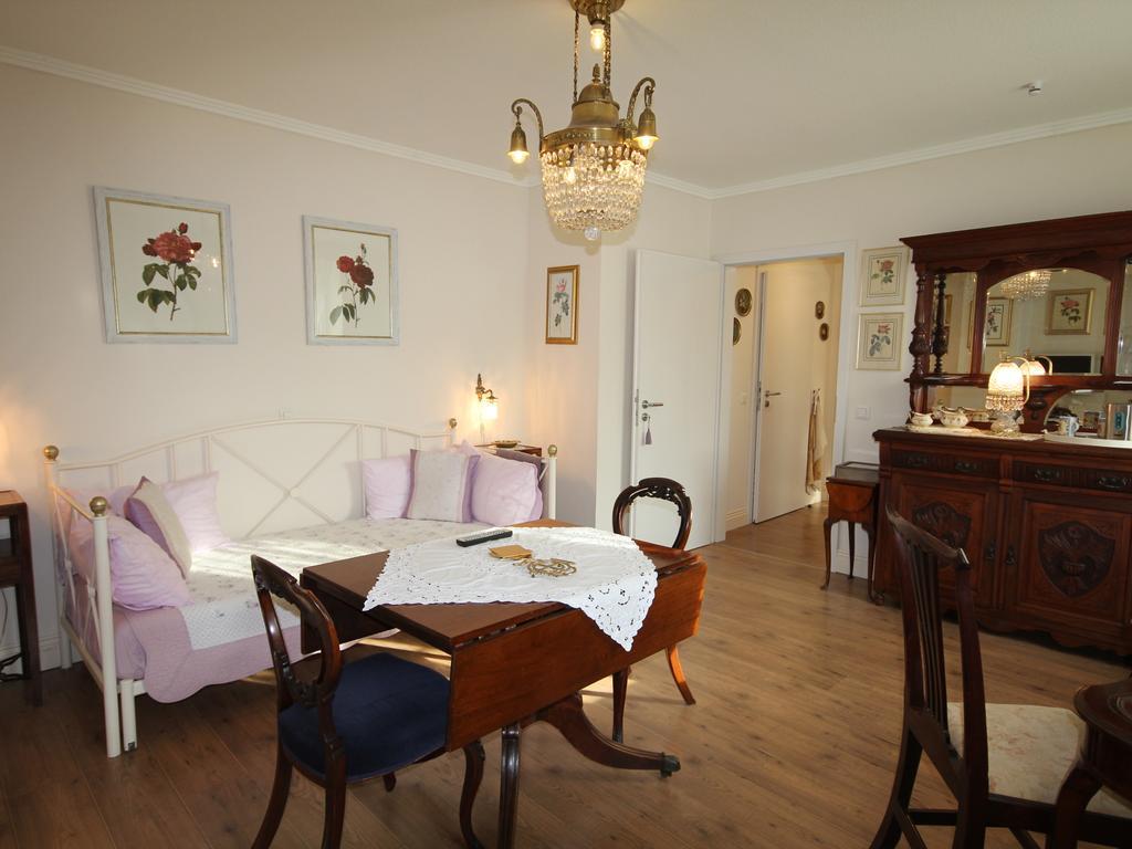 No.31 B&B Im Rosengarten Kapellen-Drusweiler エクステリア 写真