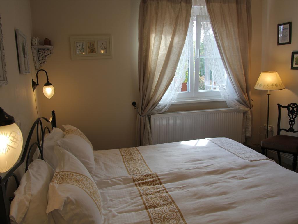 No.31 B&B Im Rosengarten Kapellen-Drusweiler エクステリア 写真