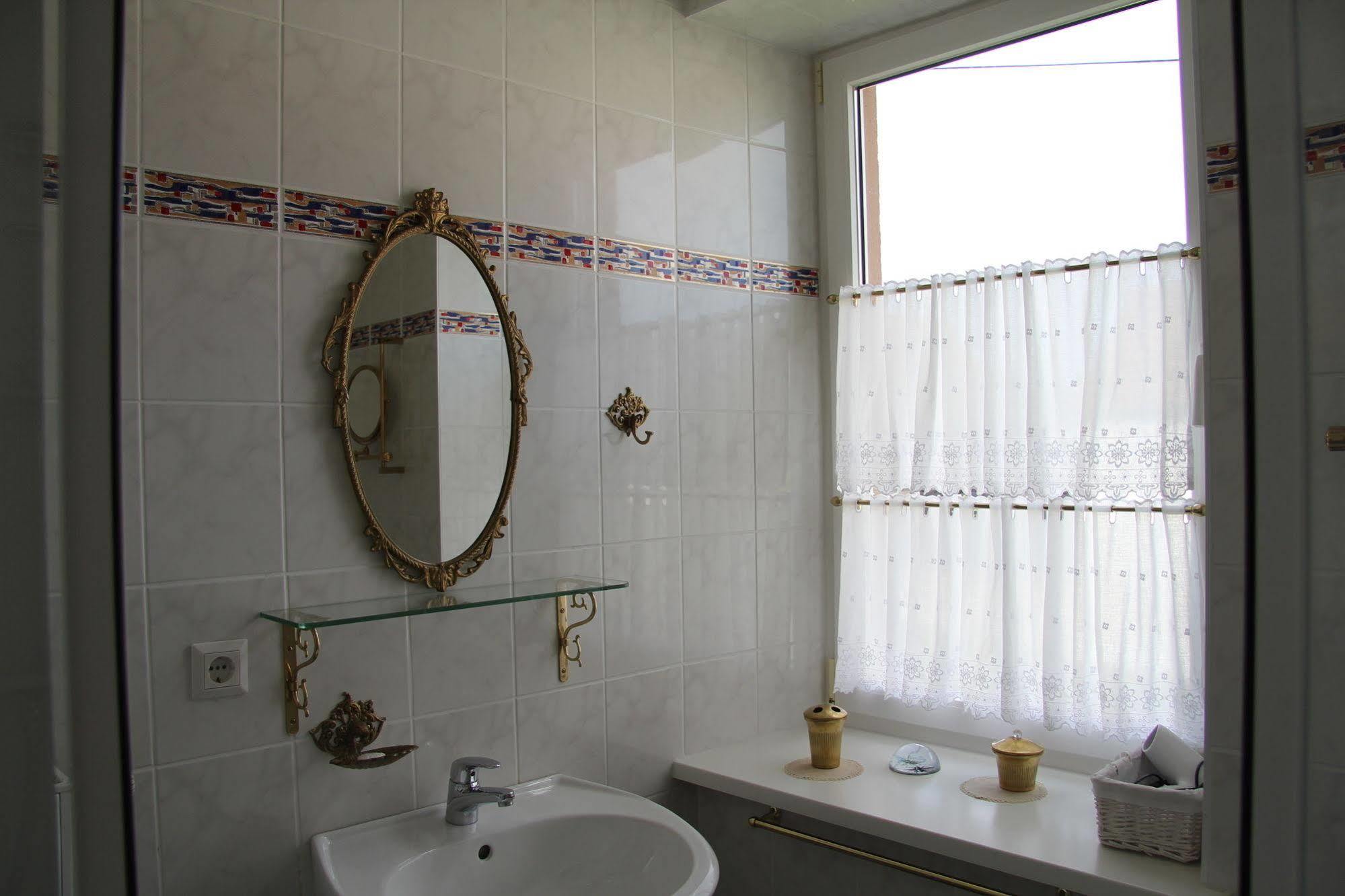 No.31 B&B Im Rosengarten Kapellen-Drusweiler エクステリア 写真