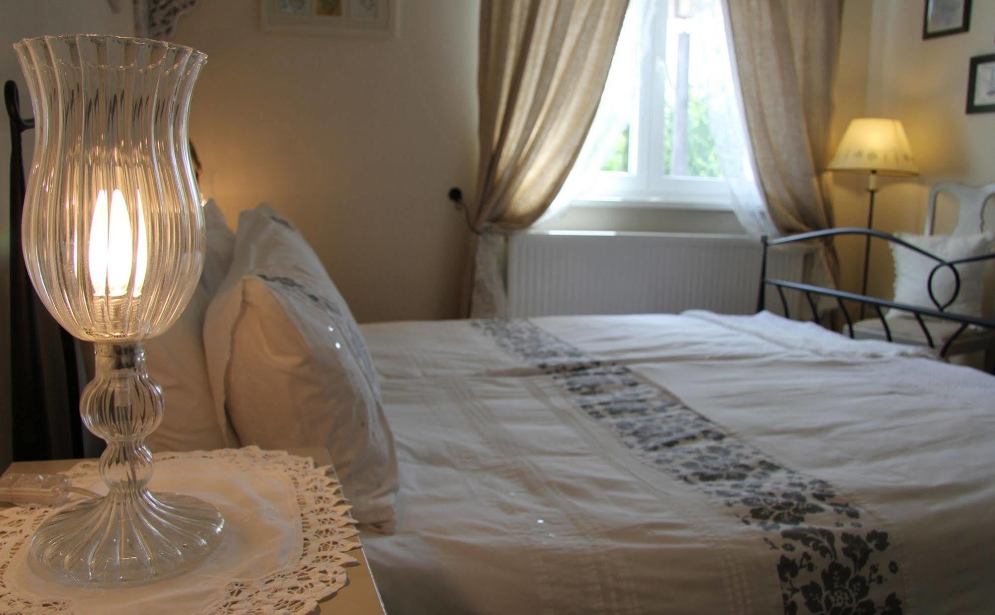 No.31 B&B Im Rosengarten Kapellen-Drusweiler エクステリア 写真