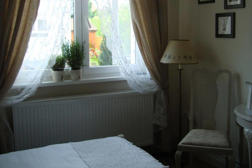 No.31 B&B Im Rosengarten Kapellen-Drusweiler エクステリア 写真